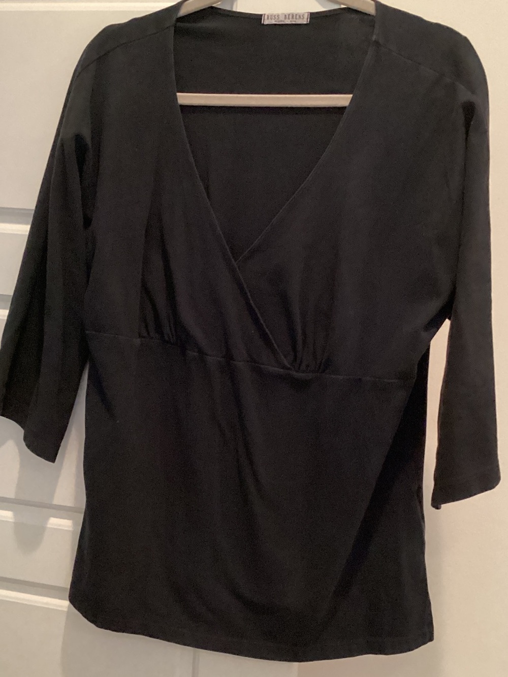 Black 3/4 sleeved top